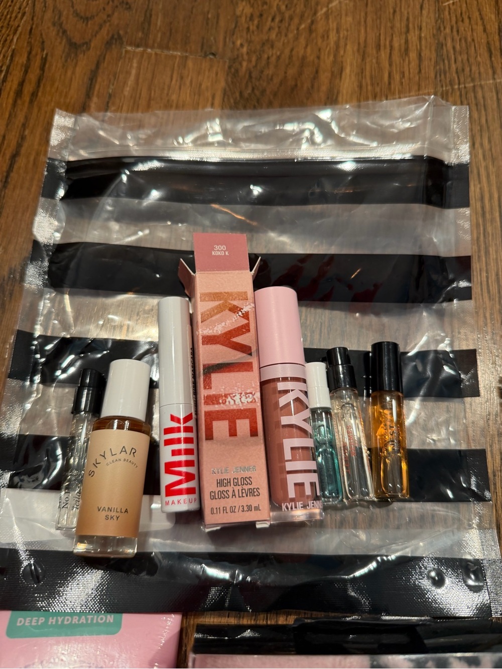 Makeup bundle - Picture 3 of 5